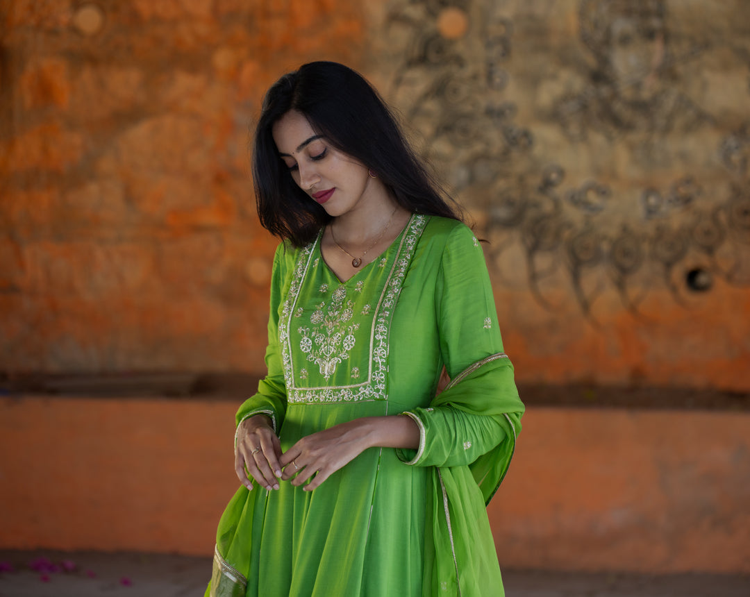 Green Muslin Suit with Jardosi Work & Organza Dupatta