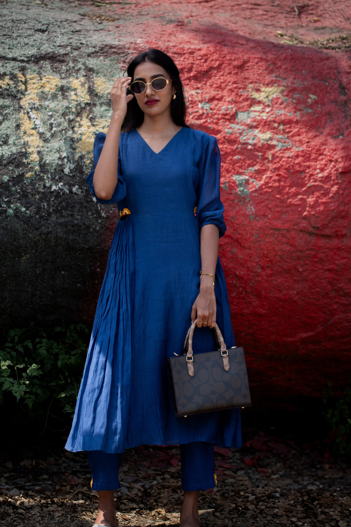 Indigo Mul Chanderi Co‑ord with Floral Waist Embroidery