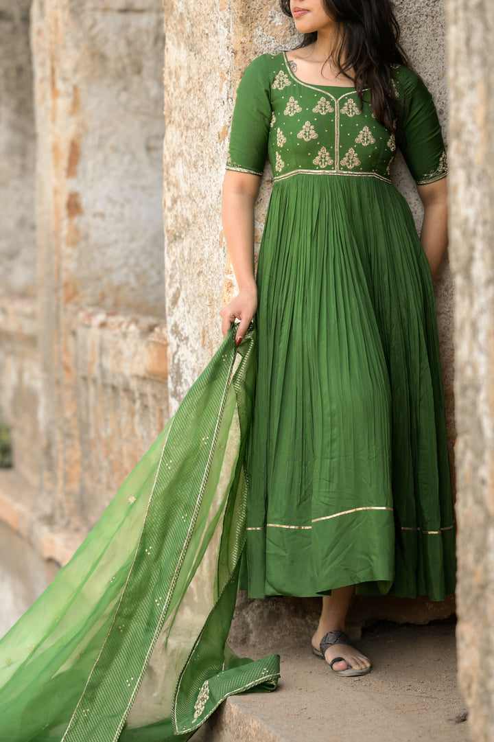GREEN MUSLIN SUIT