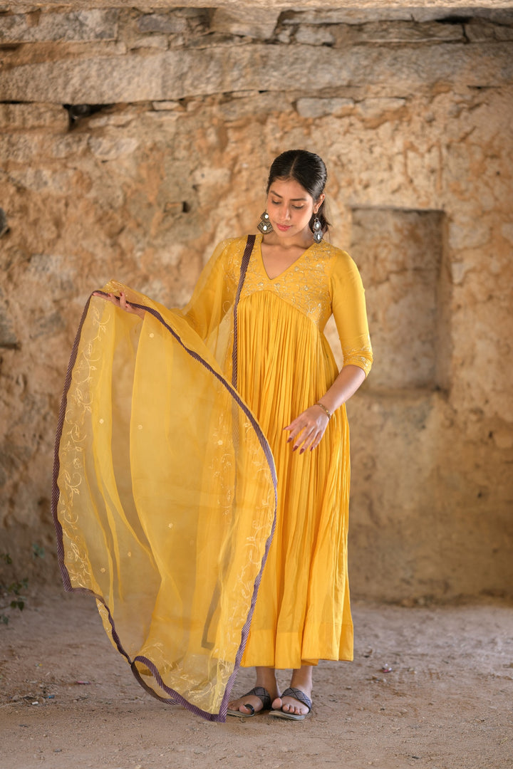 YELLOW MUSLIN SUIT SET